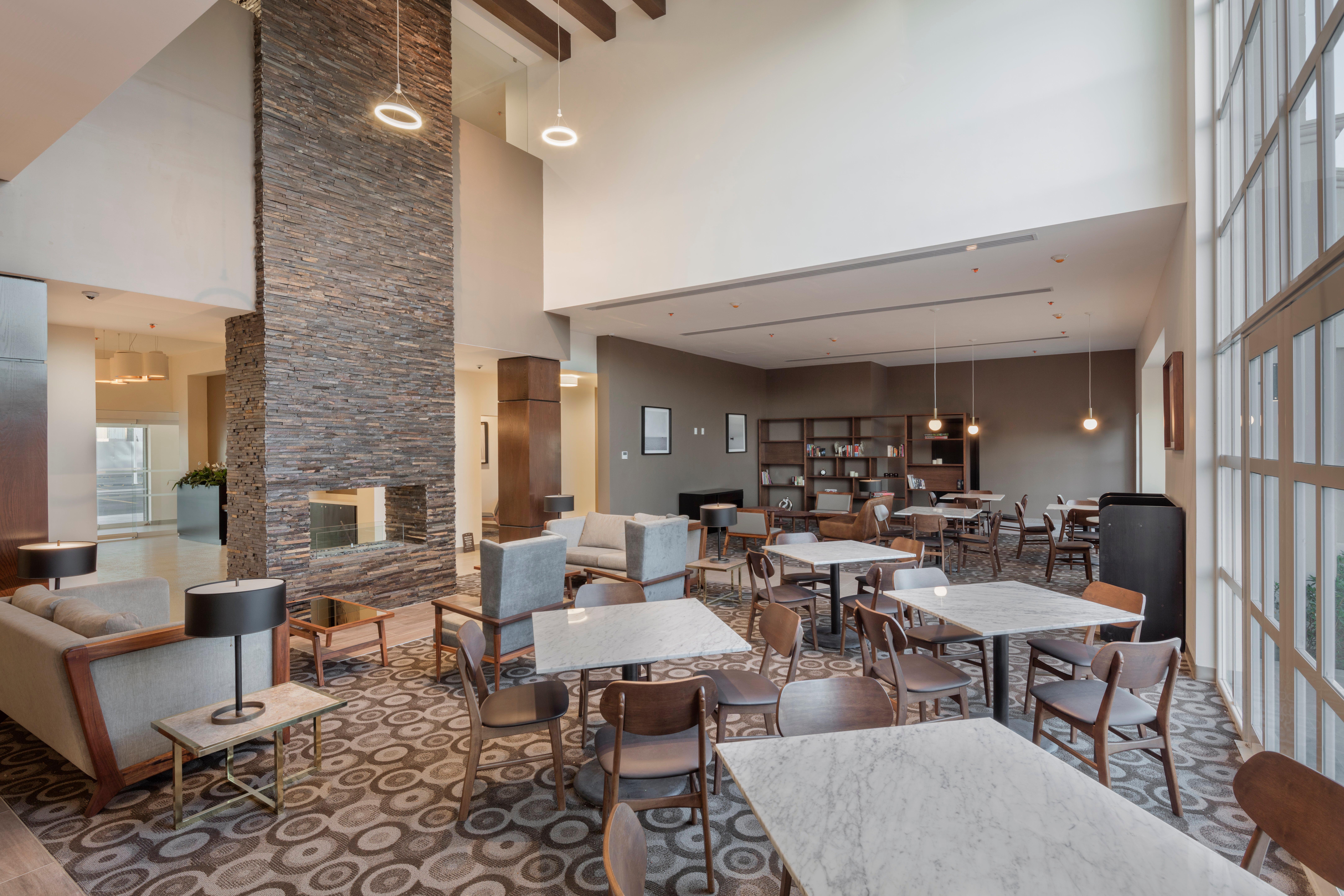 Staybridge Suites - Saltillo By Ihg المظهر الخارجي الصورة