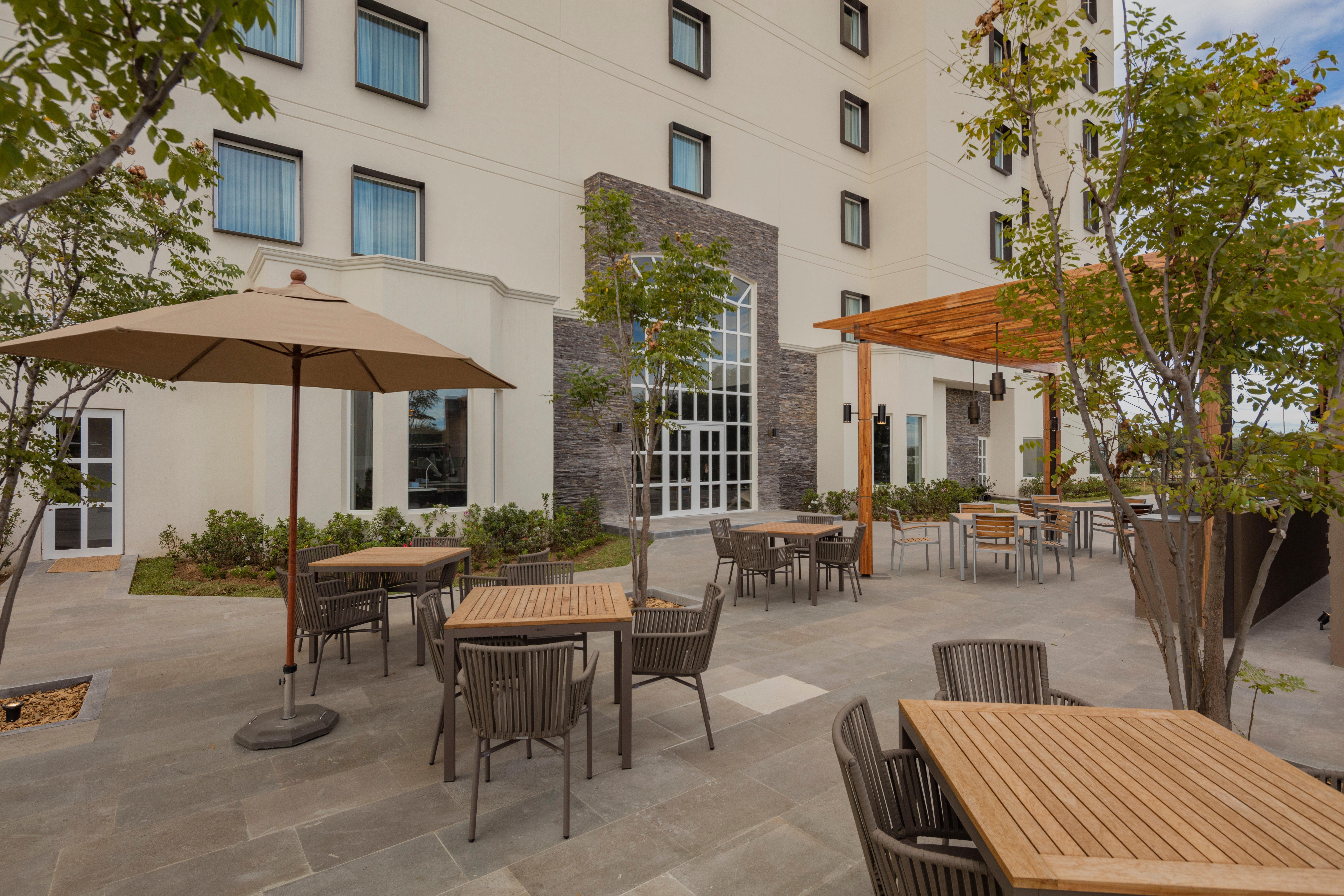 Staybridge Suites - Saltillo By Ihg المظهر الخارجي الصورة